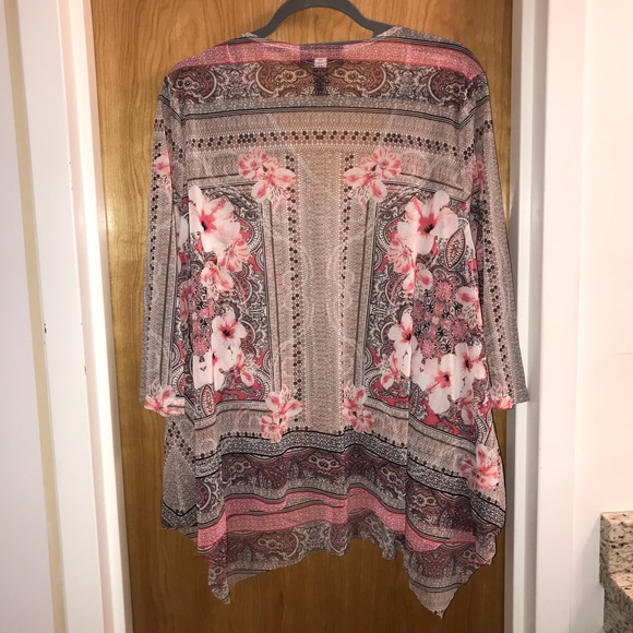 Floral & Paisley Inc International Concepts top - Picture 5 of 5